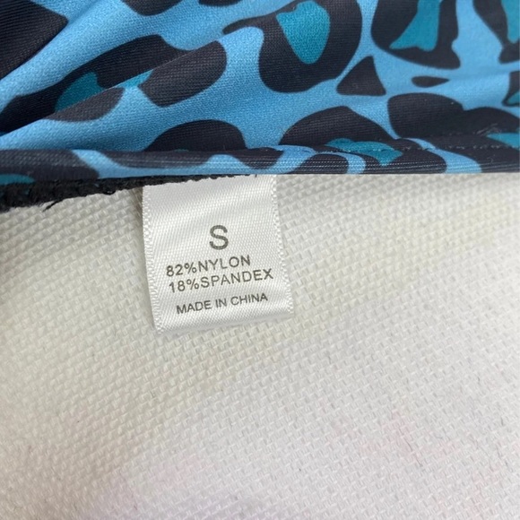 Bikini - Picture 5 of 5